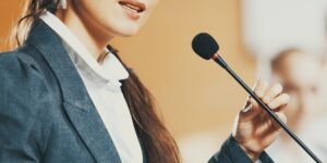 Public Speaking: L'Importanza Di Saper Comunicare 8 Corso Dizione Online Comunicazione Efficace