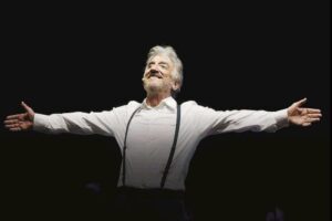 Gigi Proietti: La Voce Che Sempre Risuonerà 1 Gigi Proietti